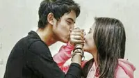 Setelah Aliando mengungkapkan kata cintanya pada Prilly, kini gantian, giliran Prilly membalasnya.