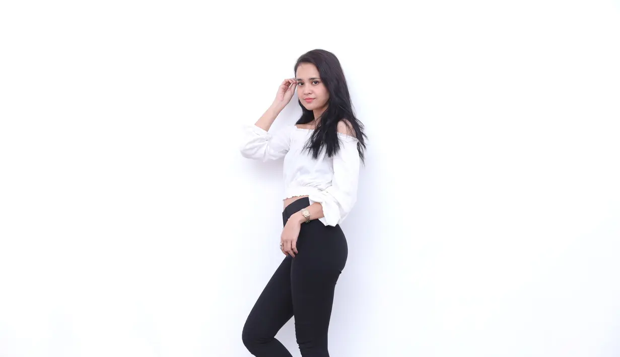 Michele Ziudith visit film Mekah I'm Coming di Gondangdia, Rabu (4/3/2020). (Daniel Kampua/Fimela.com)