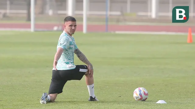 Calvin Verdonk - Latihan Timnas Indonesia