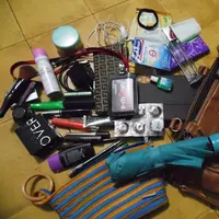 Barang-barang ini juga harus ada di tas cowok.