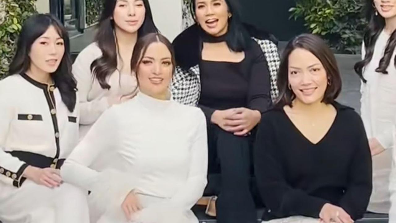 Foto-foto Elegan Generasi Keluarga Bakrie, Netizen 'Vibesnya Drama Korea Konglomerat
