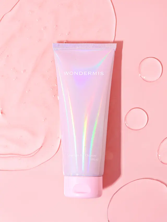 10 Rekomendasi Skincare Terbaik untuk Usia 40 Tahun ke Atas, Cegah Penuaan Dini