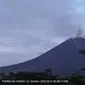 Pengamatan secara visoal Gunung Semeru dari PPGA Semeru di Gunung Sawur (Istimewa)