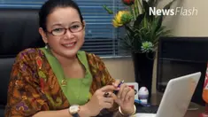 Jaksa Penuntut Umum (JPU) Komisi Pemberantasan Korupsi (KPK) meminta majelis hakim PengadilanTipikor yang menangani kasus e-KTP menetapkan Miryam S Haryani sebagai tersangka pemberi keterangan palsu. 