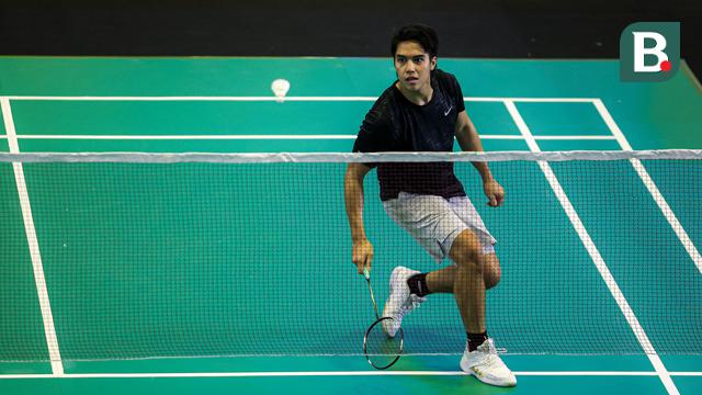 Foto: Bukan Cuma Jago Tinju, El Rumi Sabet Kemenangan Dua Set Langsung di Laga Bulu Tangkis Turnamen Olahraga Selebriti Indonesia Season 2