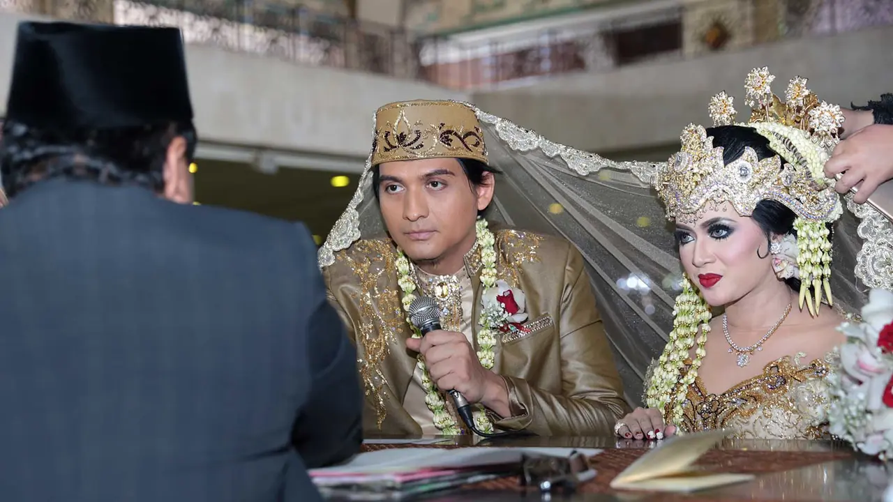 Lucky Hakim dan Tiara Dewi