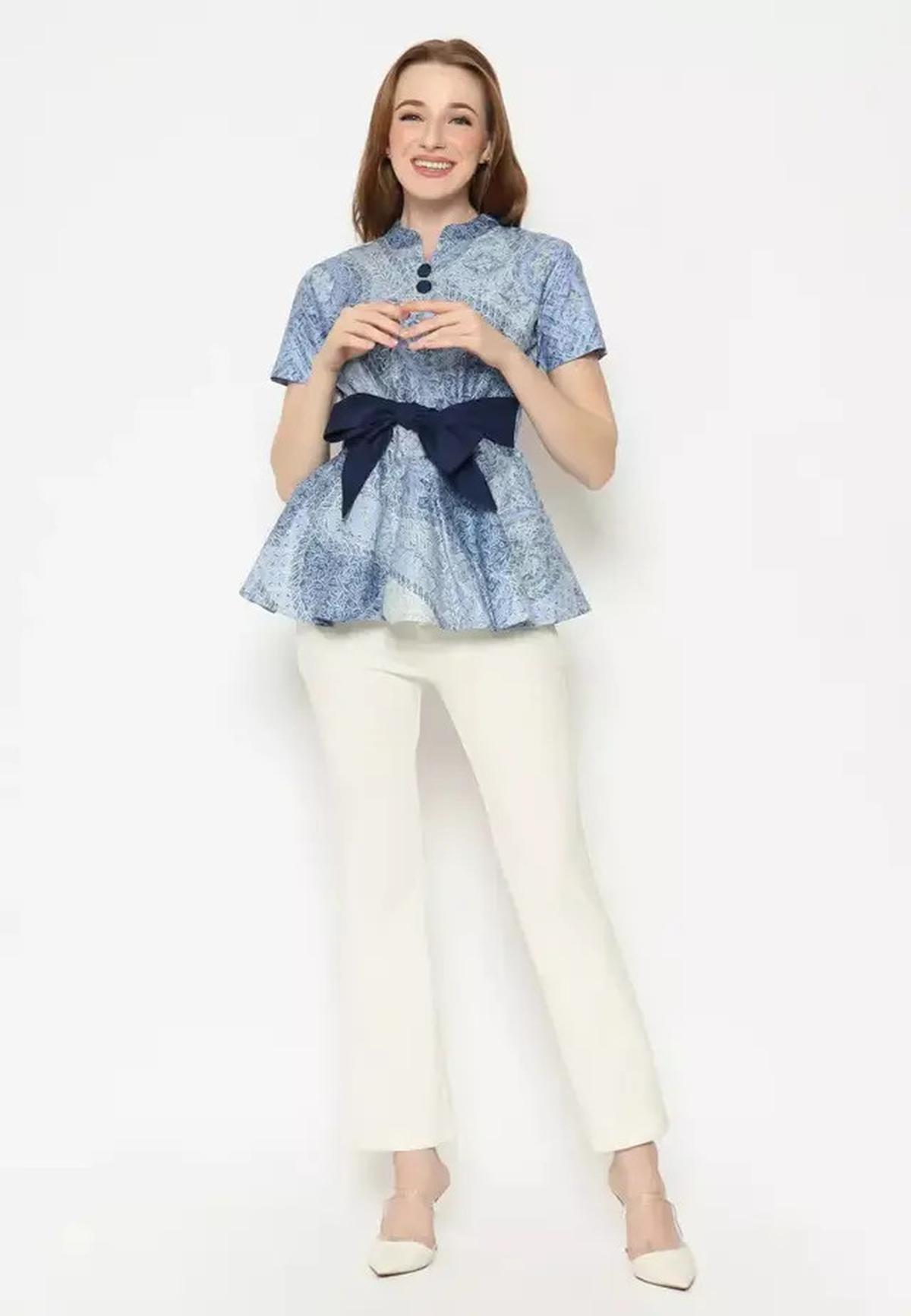 Model Dress Batik yang Cocok untuk Anak Muda, Bikin Tampil Percaya Diri
