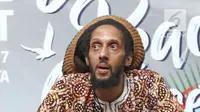 Putra Bob Marley, Julian Marley saat jumpa pers Jakarta Peace Concert 2017 di Jakarta, Rabu (15/11). Putra dari musisi reggae legendaris Bob Marley, yakni Julian Marley akan tampil di Jakarta Peace Concert 2017. (Liputan6.com/Herman Zakharia)