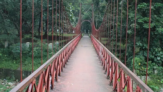 Menurut mitos Jawa, ada beberapa tempat wisata yang tak boleh dikunjungi pasangan kekasih.