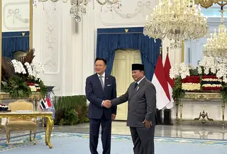 Presiden Prabowo Subianto menerima kunjungan resmi Perdana Menteri (PM) Kerajaan Thailand, Anutin Charnvirakul, di Istana Merdeka, Jakarta. (Liputan6.com/Lizsa Egeham)
