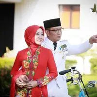 Ridwan Kamil dan Atalia Praratya. (via: Instagram/@ridwankamil)