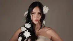 Hamil anak pertama, Estelle Linden banyak unggah potret perkembangan kehamilan dalam media sosial Instagramnya. Aktris yang sudah bermain peran dalam berbagai web series ini tampil menawan saat mengunggah potret maternity shootnya di Instagram. (Liputan6.com/IG/@estelleelinden)