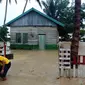 Banjir bandang di Desa Kulisusu Utara, Kabupaten Buton Utara, Sulawesi Tenggara, mengakibatkan dua rumah hanyut hingga ke laut. (Liputan6.com/Ahmad Akbar Fua)