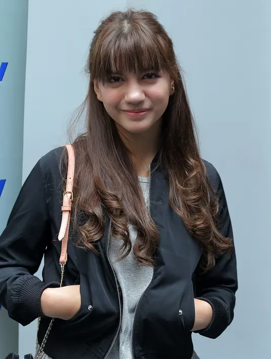 "Awal-awalnya ya mungkin ada haters dimana-mana. Tapi syukur lah, sekarang sih malah nggak ada. Semua mendukung kita, support banget," ujar Cassandra ungkapnya beberapa waktu lalu. (Andy Masela/Bintang.com)