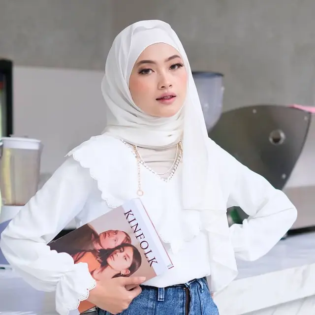 Diary Fimela: Ada Hasil Melimpah di Balik Berkembangnya Tren Hijab yang Membawa Berkah