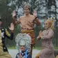 Bank BRI melalui karyawannya, meraih juara 1 dan juara favorit untuk kategori milenial BUMN pada Lomba Berbalas Pantun Tingkat Nasional Tahun 2021.