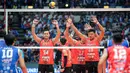 <p>Para pemain Jakarta Bhayangkara Presisi bersiap di depan net saat rekannya melakukan serve saat menghadapi Jakarta LavAni Allobank Electric pada laga grand final PLN Mobile Proliga 2024 di Indonesia Arena, Senayan, Jakarta, Minggu (21/7/2024). Jakarta Bhayangkara Presisi menang 3-1 (28-30, 25-22, 25-22 dan 25-23) dan menjadi juara. (Bola.com/Bagaskara Lazuardi)</p>