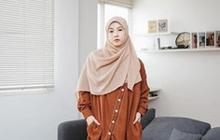 Sempurnakan Penampilan di Hari Raya, Simak 4 Inspirasi Outfit Lebaran yang Santai dan Modis ala Selebriti