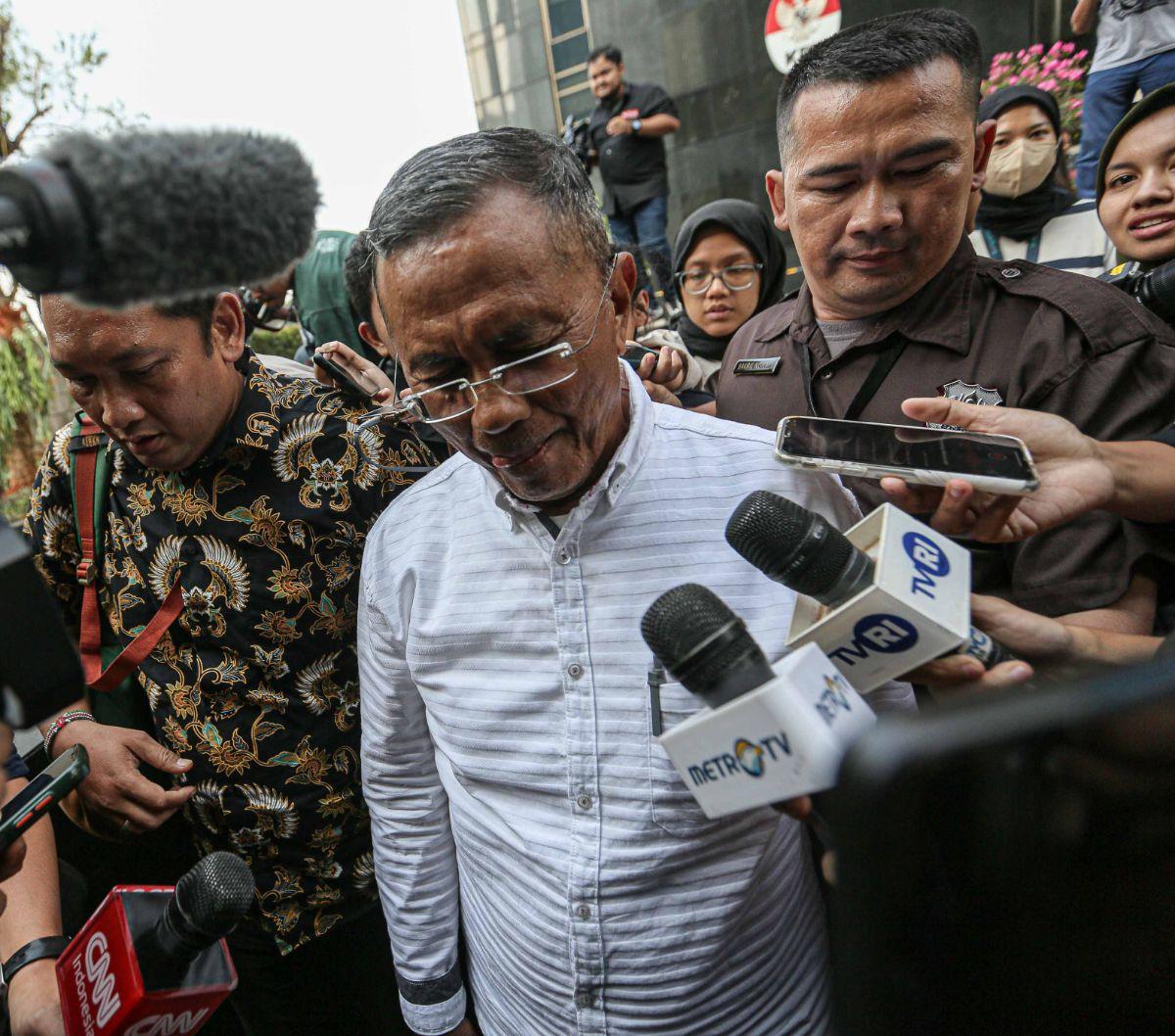 Pemeriksaan tim peyidik KPK terhadap Dahlan Iskan ini merupakan penjadwalan ulang dari pemeriksaan Kamis, 7 September 2023 lalu.<br>