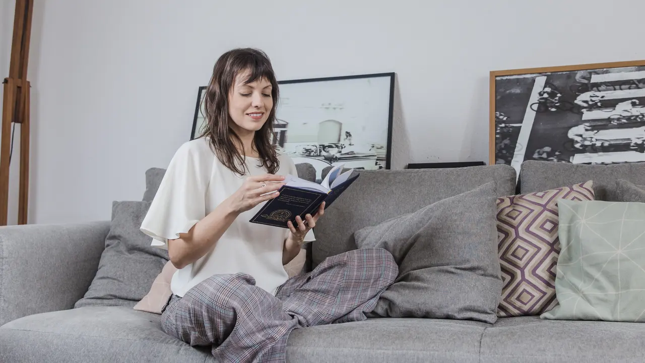 Jarang Overthinking! Ini 5 Zodiak yang Hidupnya Santai dan Mengalir - 4