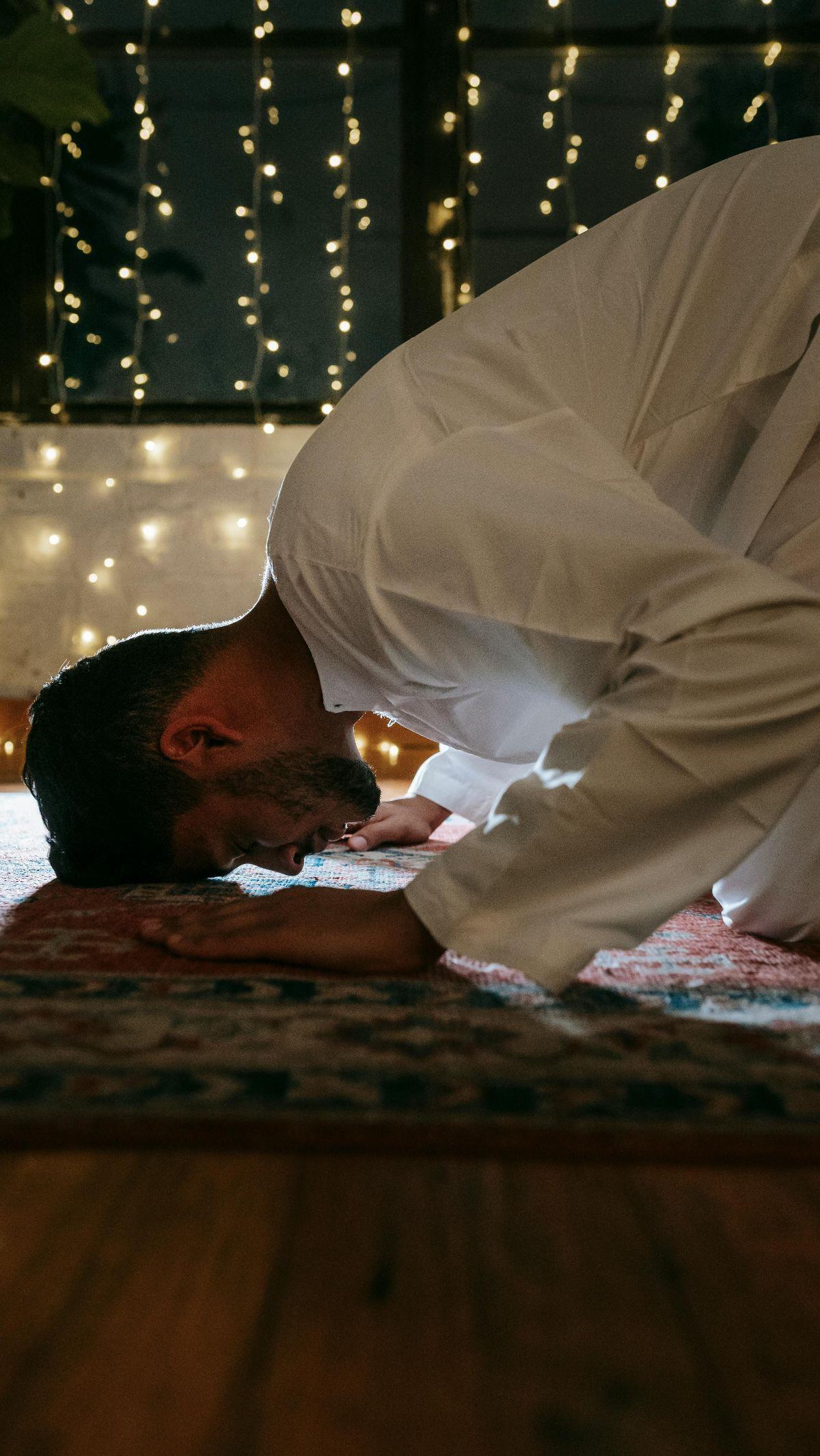 Tata Cara Sholat Malam Lailatul Qadar<br>