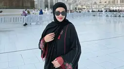 Impian Fitri Carlina Tinggal di Jeddah Terkabul, Sebut Hadiah dari Semua Ujian