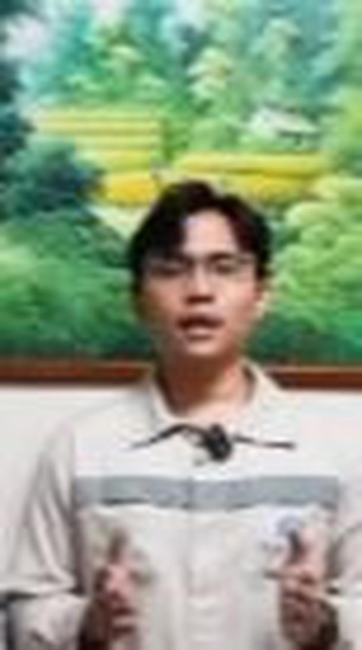 "Saya juga memohon maaf kepada manajemen dan perusahaan. Saya juga memohon maaf kepada seluruh HRD karena telah mencoreng nama baik profesi dan semua masyarakat," lanjut HRD.