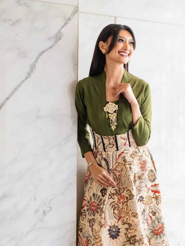 Dinda Cresheilla