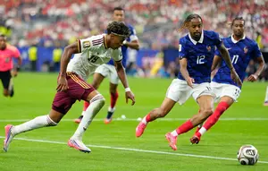 Lamine Yamal Pertegas Dominasi atas Kylian Mbappe