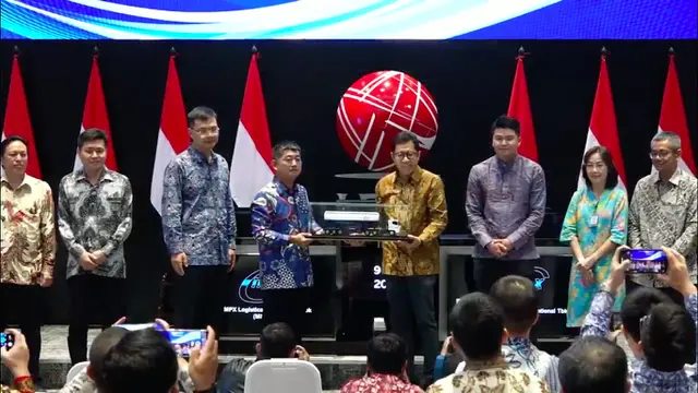 PT MPX Logistics International Tbk resmi mencatatkan sahamnya di Bursa Efek Indonesia (BEI) dapa hari ini, Selasa 9 Mei 2023. Saham perseroan diperdagangkan dengan kode MPXL.