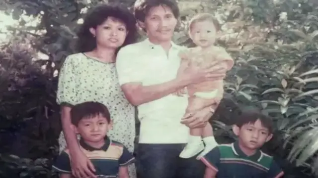 Potret lawas artis bersama keluarga, Ifan Seventeen (Instagram/ifanseventeen)