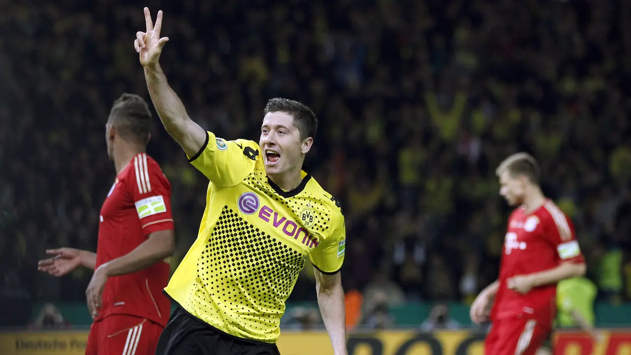 FOTO: 4 Pemain yang Pernah Bermain di Bayern Munchen dan Dortmund