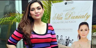 Nia Daniati mengambil pelajaran dari kasus ini, bahwa sebagai orang tua , ia harus fokus kepada anaknya. Nia Daniati juga tidak pernah membatasi pertemuan antara Farhat dan Angga.