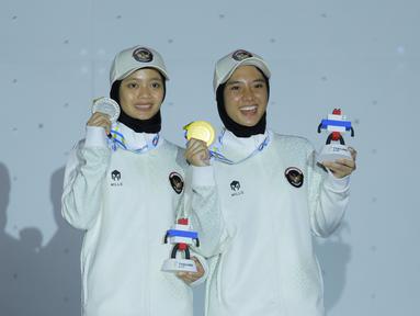 Kontingen Indonesia kembali menambah kilau prestasi di SEA Games 2025 melalui cabang panjat tebing. Dominasi Merah Putih tampak jelas sejak nomor speed hingga lead yang berujung hujan medali. (Bola.com/Bagaskara Lazuardi)
