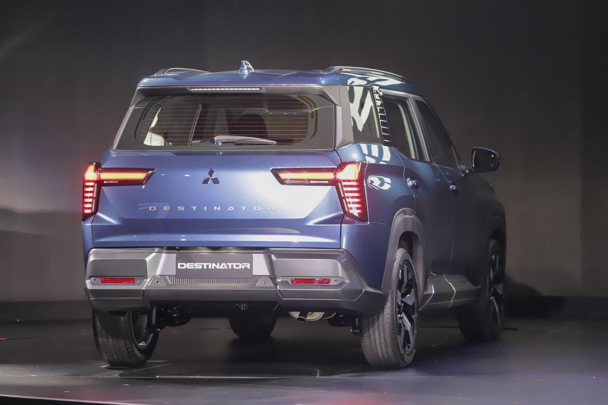 FOTO: Mitsubishi Destinator Resmi Dirilis, SUV Keluarga dengan Mesin 1.5L Turbo