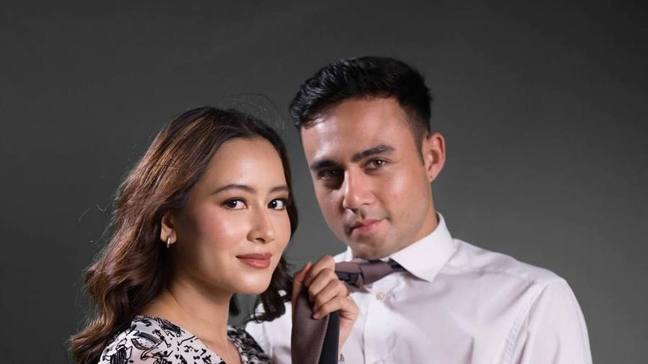 Pamer Bare Baby Bump Bareng Indra Brotolaras, Berikut Ini 8 Potret Maternity Shoot Laura Theux