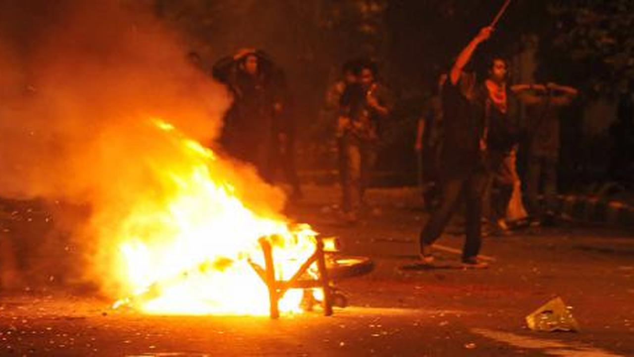 Bentrok di Salemba, 9 polisi terluka