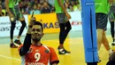 Pevoli putra Surabaya Samator, I Putu Randu W meluapkan ekspresinya saat berlaga melawan Jakarta Pertamina Energi 3-2 di Pertamina Proliga 2015, GOR Dome Balikpapan, (8/2/2015). Surabaya Samator unggul 3-2.(Liputan6/com/Helmi Fithriansyah)