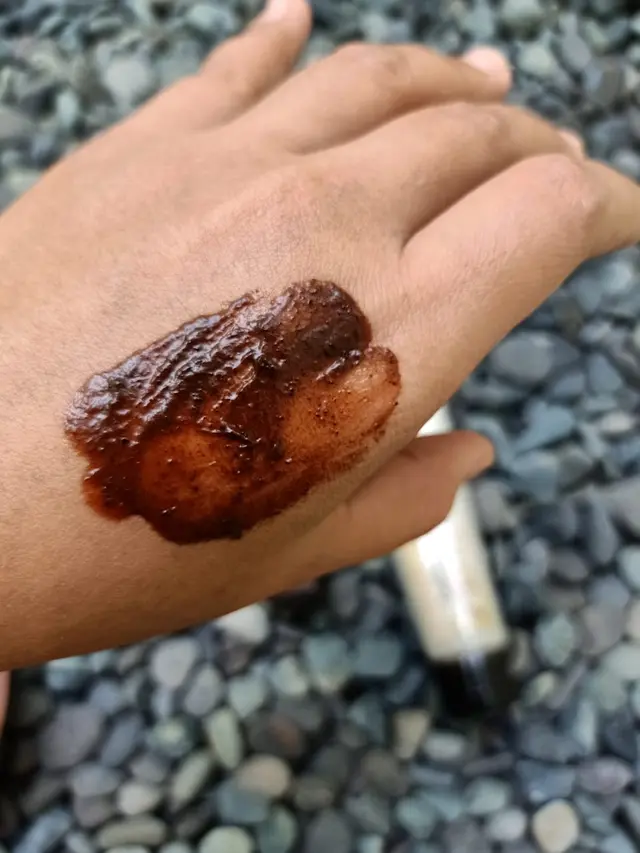 Kolaborasi Brand Kopi dan Kosmetik Hasilkan Produk Scrub untuk Tubuh dan Bibir