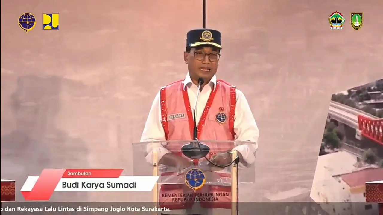 Menteri Perhubungan Budi Karya Sumadi saat Groundbreaking Pembangunan Jalur Ganda Kereta Api Solo-Balapan-Kalioso dan Rekayasa Lalu Lintas di Simpang Joglo