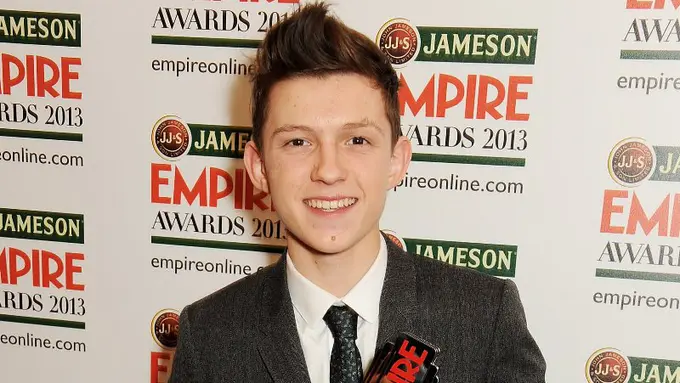 [Bintang] Tom Holland