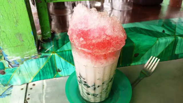 6 Jajanan Palembang yang Pas Jadi Menu Takjil Ramadan