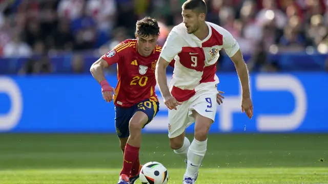Spanyol vs Kroasia Pedri