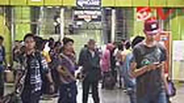 Arus Balik Mulai Ramai Di Stasiun Gambir