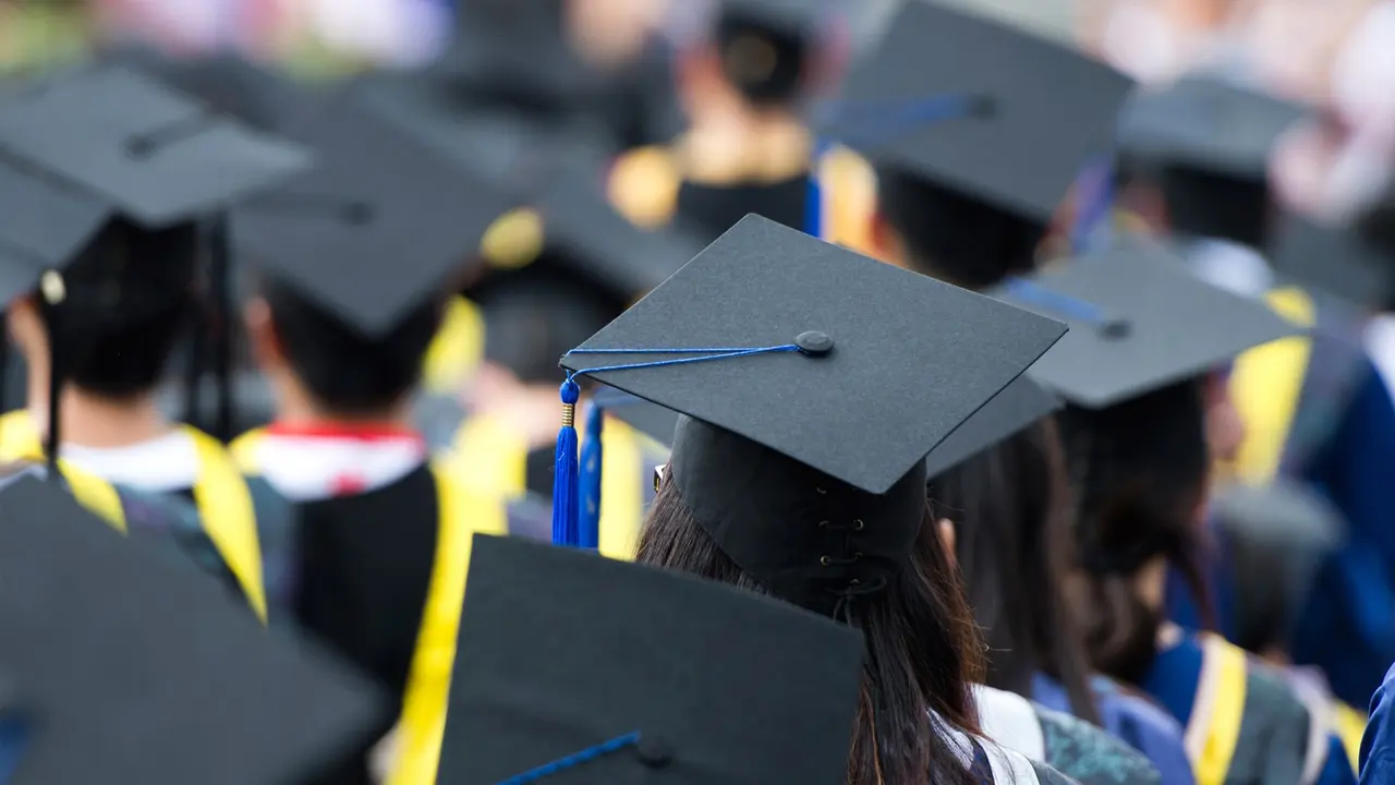 Kamu yang Berumur 20-an, Ketahui 2 Hal Ini Sebelum Lulus Kuliah