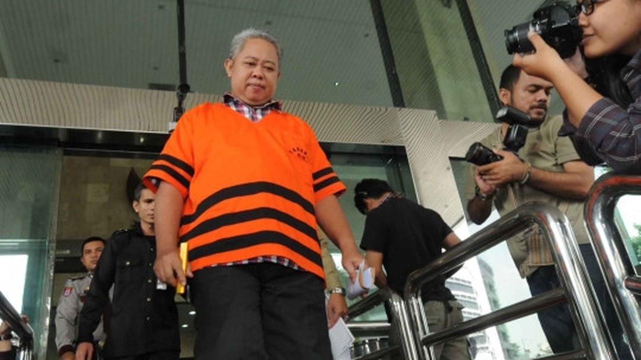 Usai diperiksa di KPK, tersangka Majelis Hakim PTUN Medan membisu