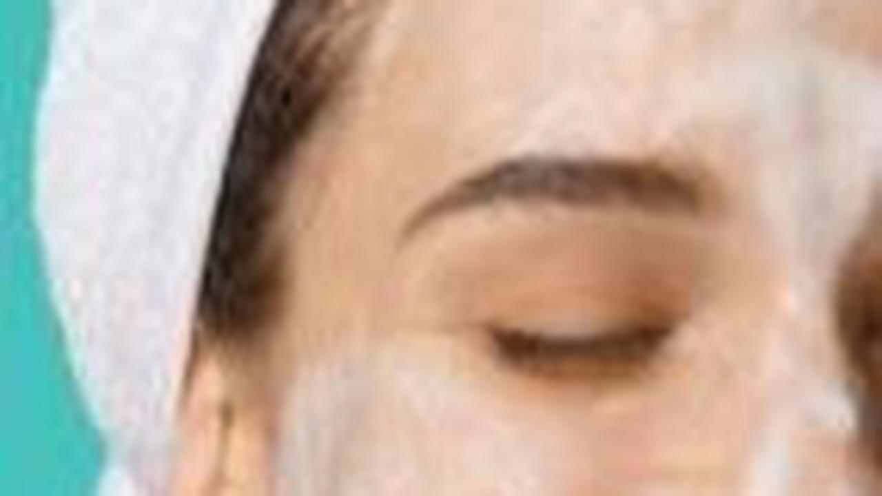<b>Pilih Facial Wash dengan pH 4,5-6,5 dan Tidak Mengandung Terlalu Banyak Detergen&nbsp;</b><br>