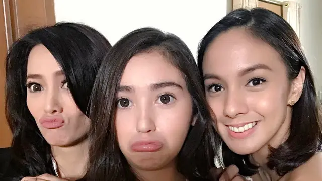 Berusia 47 Tahun, Ini 6 Potret Yoelitta Palar yang Awet Muda