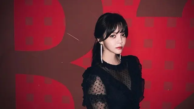 Jimin AOA (Instagram/jiminbaby_18 - https://www.instagram.com/p/BpZmplUh0-m/_