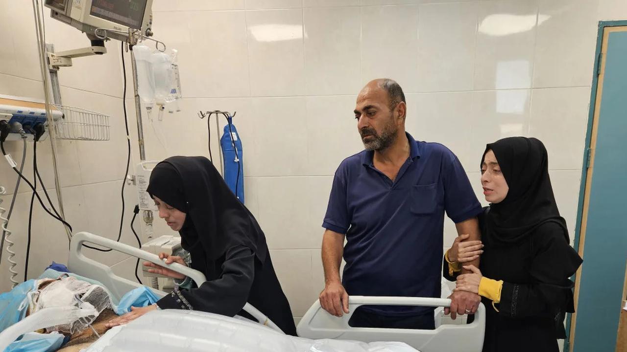 dokter palestina Alaa al-Najjar
